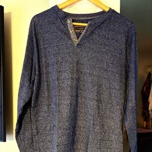 PD&C Men's Long Sleeved Henley Shirt | Size M